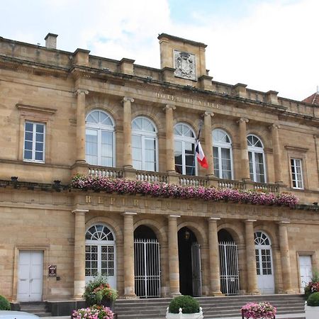 Apartmán Appt "Coeur Moulinois" Moulins  Exteriér fotografie